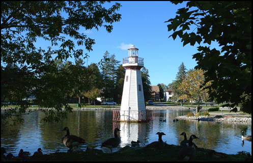 Photograph of lighthouse in Wellington Park in Simcoe, on the Gold Coast in southern Ontario